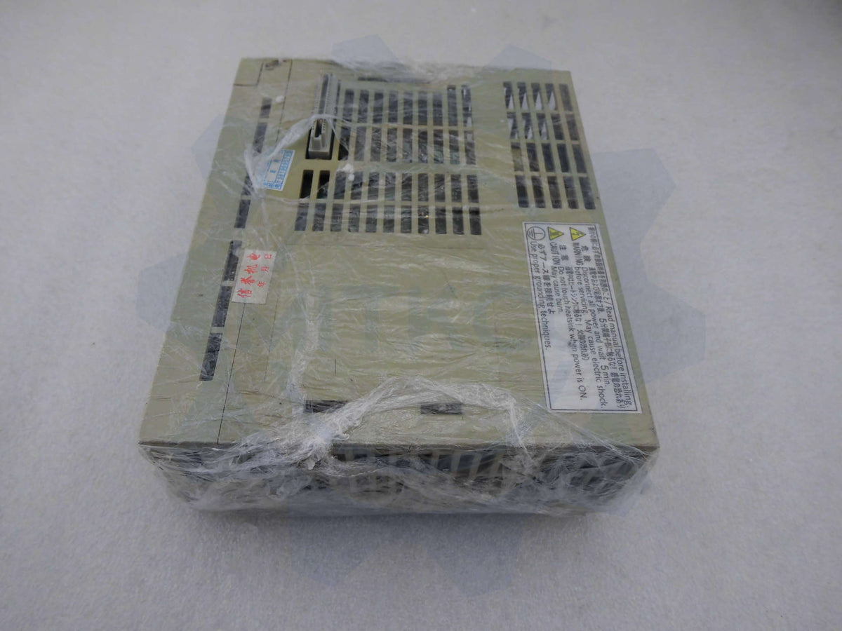 SGDH-01AE Yaskawa Servo drive