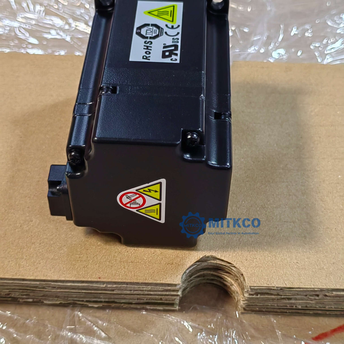 SGMAV-04A3A61 Yaskawa servo drive/motor