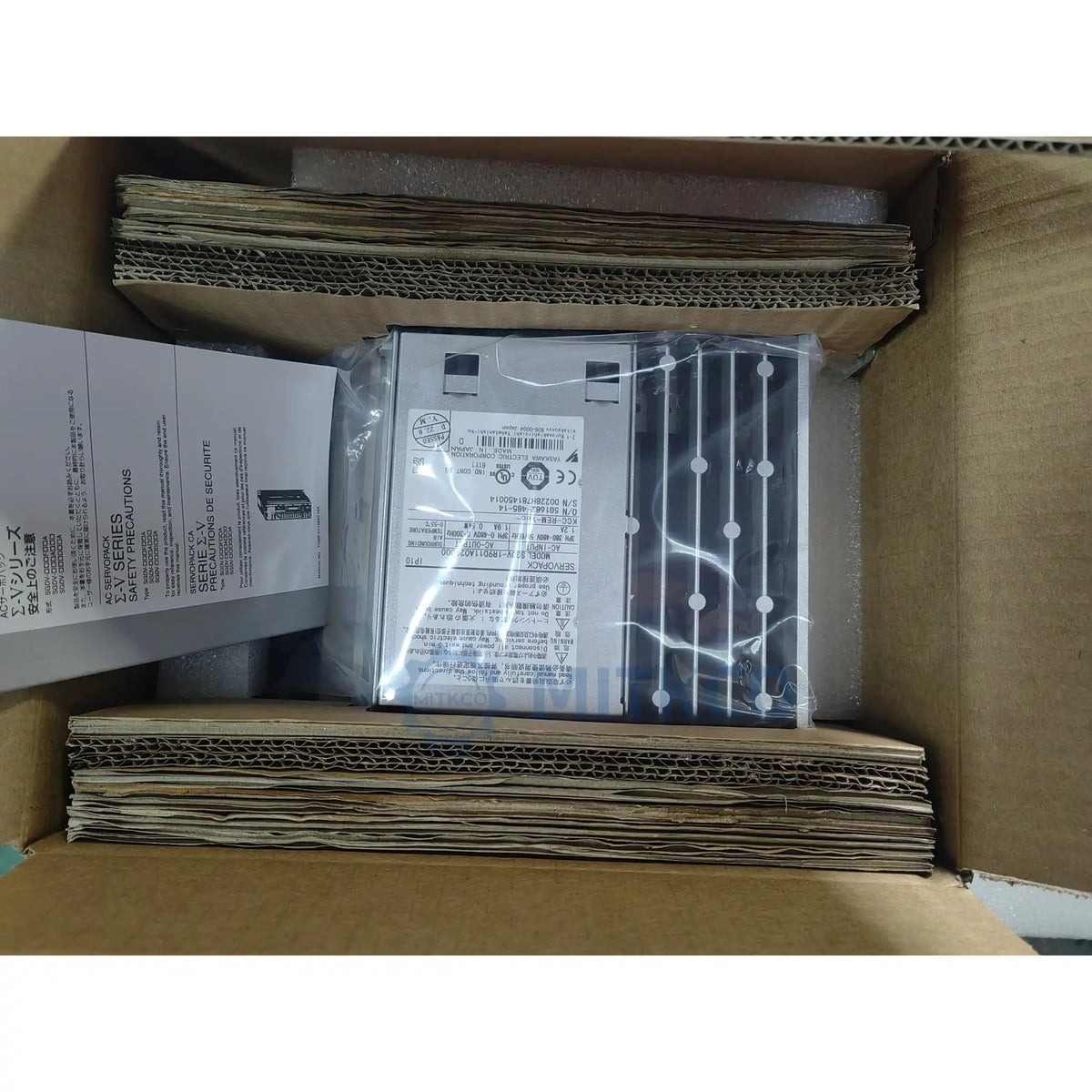 SGDV-1R9D11A Yaskawa Servo Drive 0.5kW 400V MECHATROLINK-II