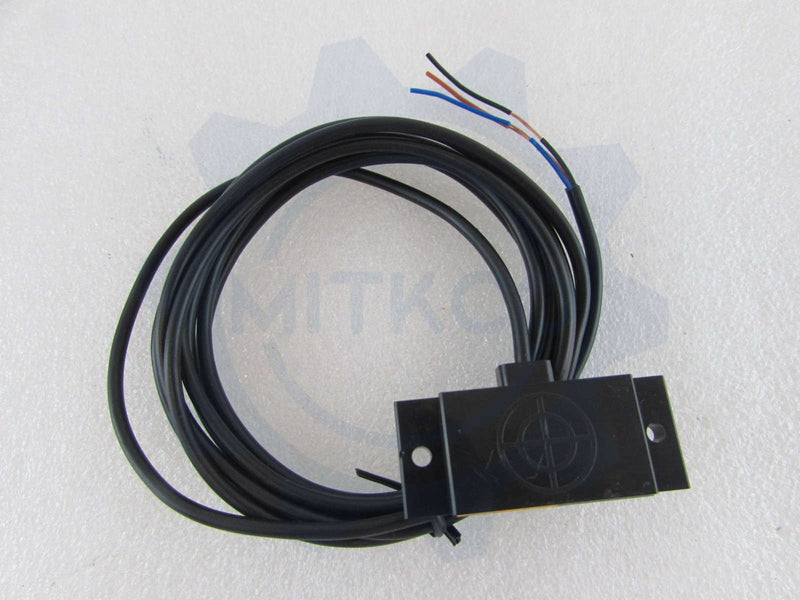 E2K-F10MC2 Omron Sensor