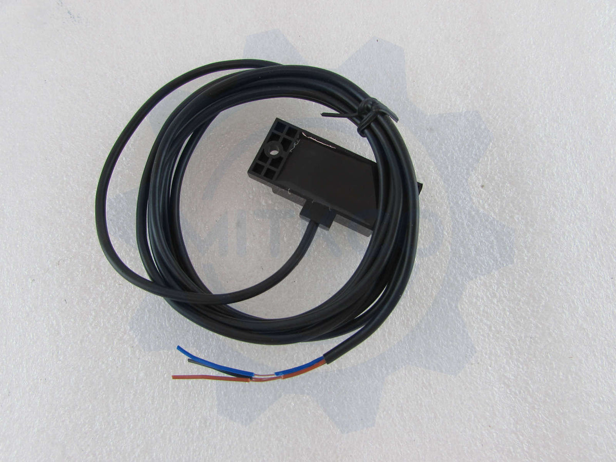 E2K-F10MC2 Omron Sensor