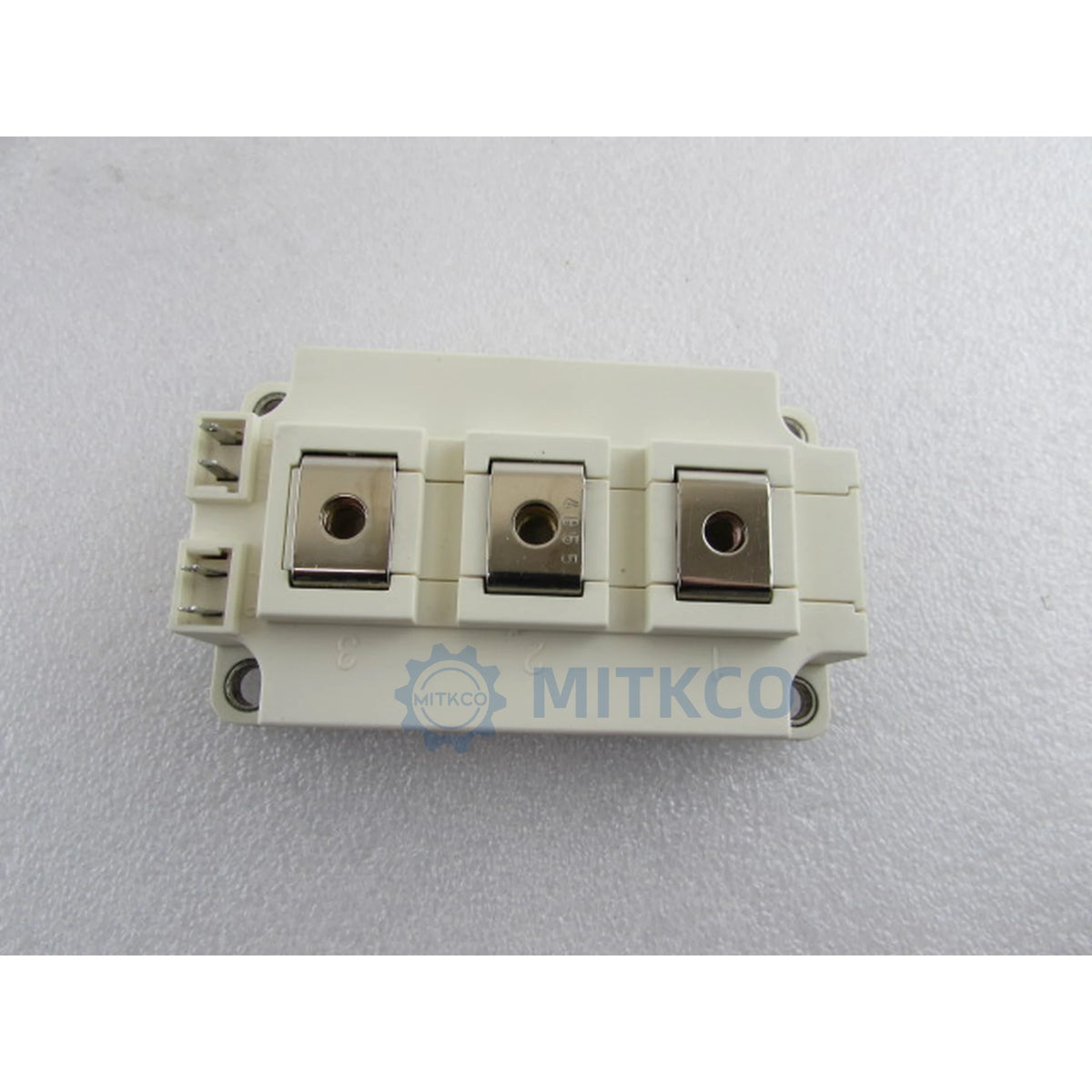 FF300R12KS4 Infineon 370A 1200V IGBT Module 62mm C-Series
