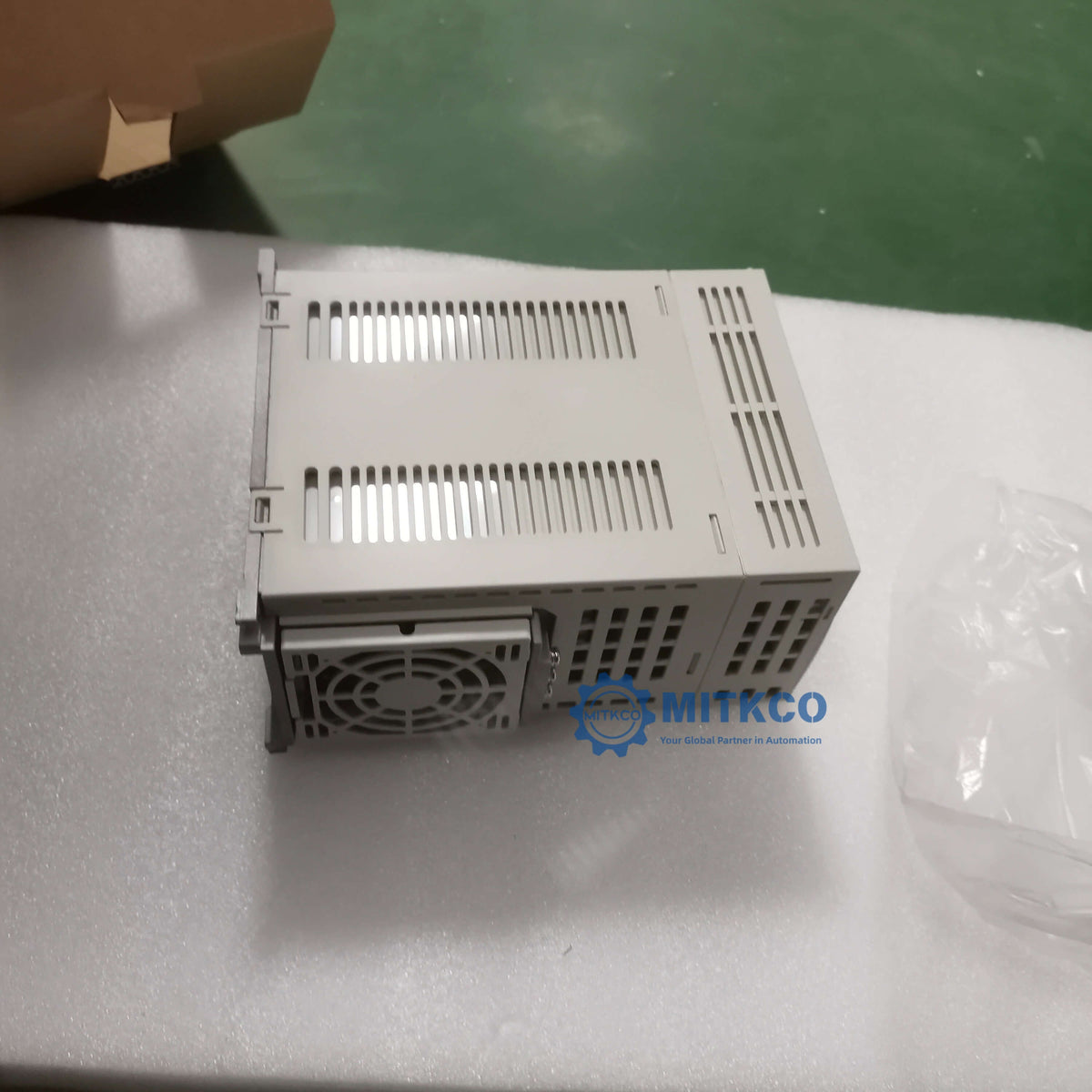 MR-J2S-60B4 Mitsubishi servo drive
