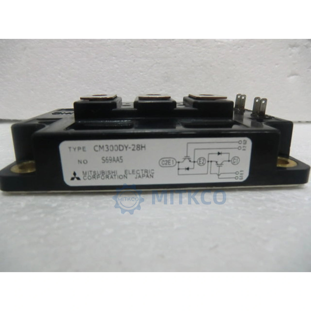 CM300DY-28H Mitsubishi 300A 1400V Dual IGBT Module Half Bridge