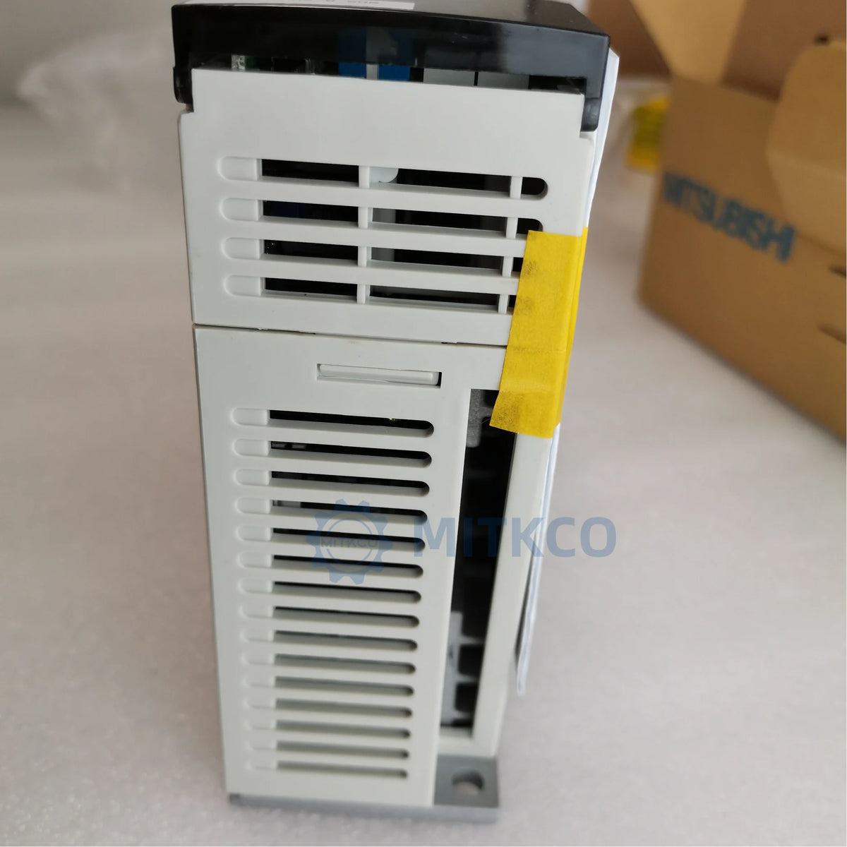 MDS-B-SVJ2-04 Mitsubishi AC Servo Drive 0.4kW 200V