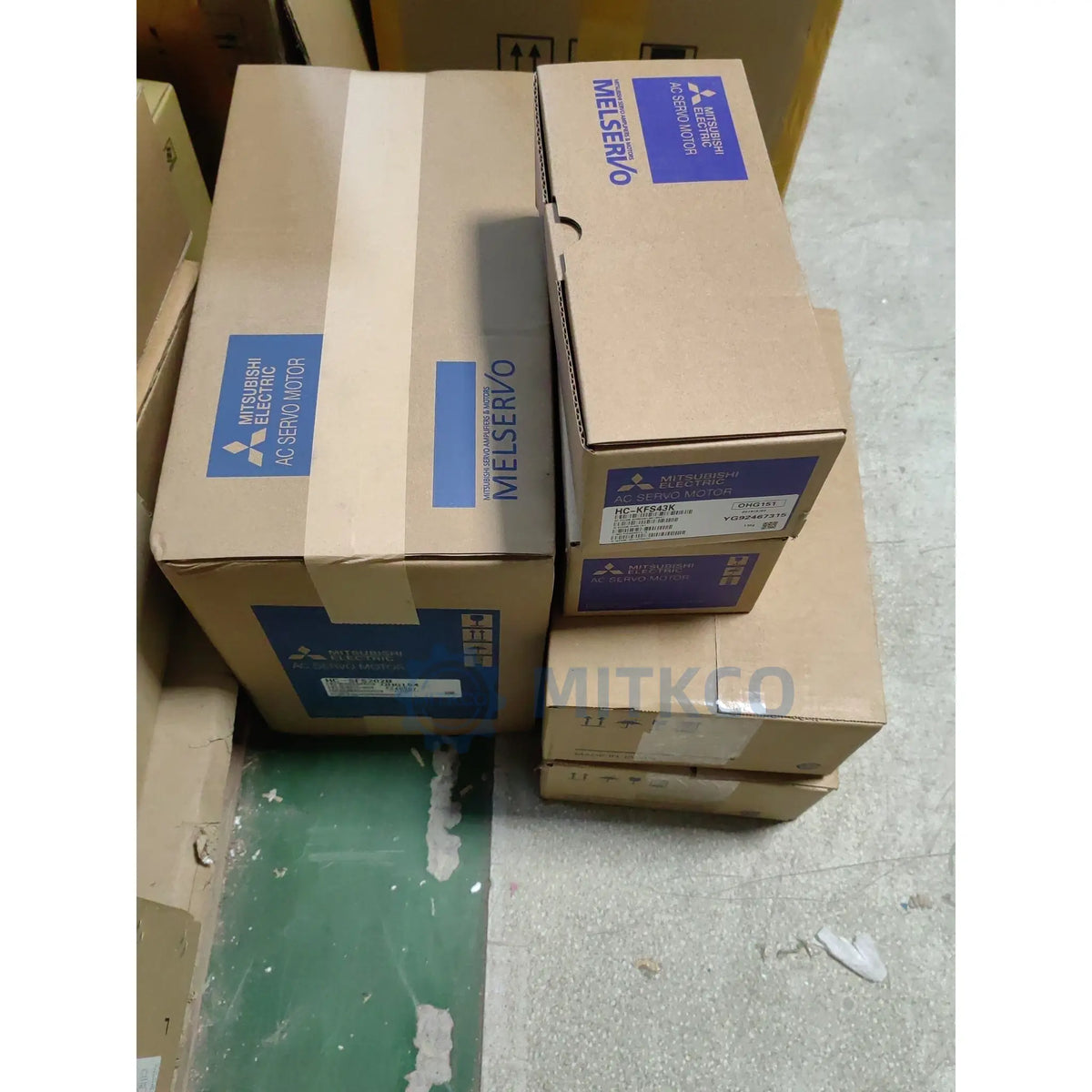 HC-SFS202B Mitsubishi 2kW AC Servo Motor 2000RPM Brake