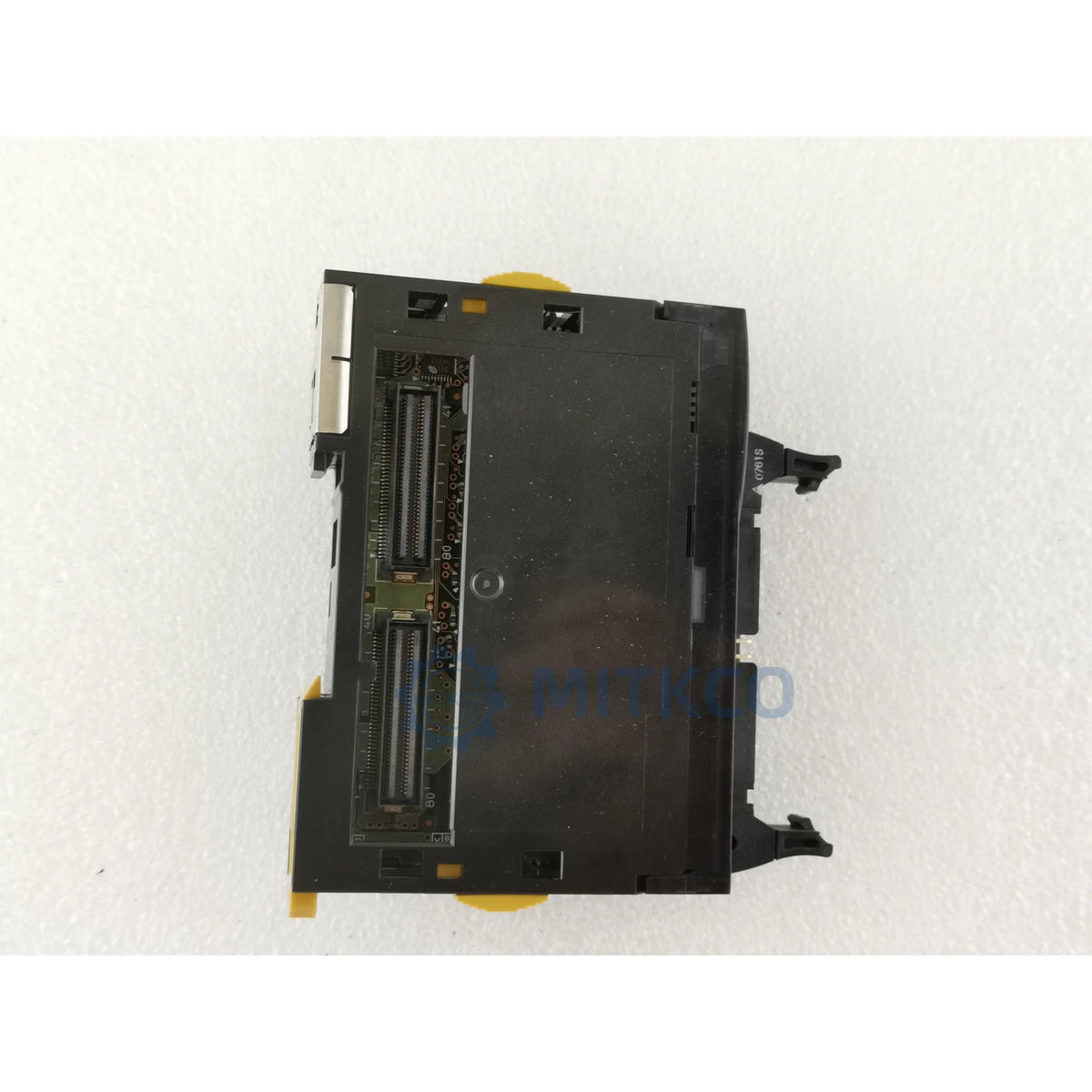 CJ2M-MD211 OMRON CJ2M Pulse I/O Module 10 Inputs 6 Outputs