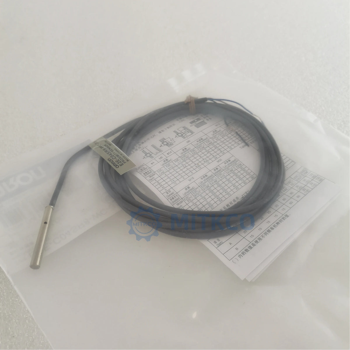 E2E-C04SR8-WC-B1-1 OMRON Small-Diameter Proximity Sensor φ4