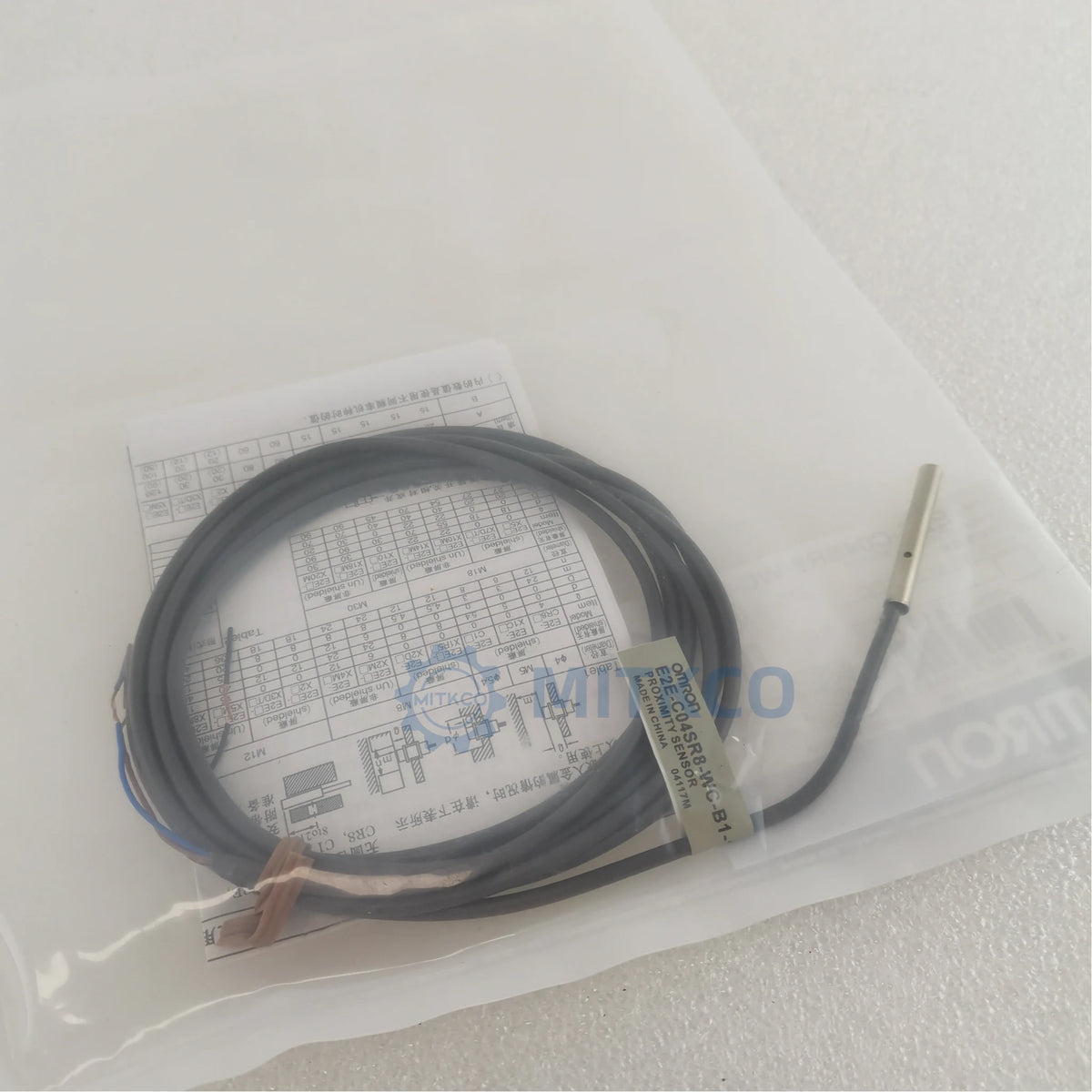 E2E-C04SR8-WC-B1-1 OMRON Small-Diameter Proximity Sensor φ4