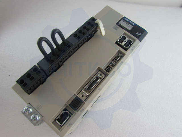 SGD7S-5R5A10A002 Yaskawa Servo drive