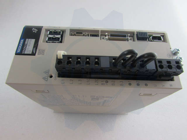 SGD7S-5R5A10A002 Yaskawa Servo drive