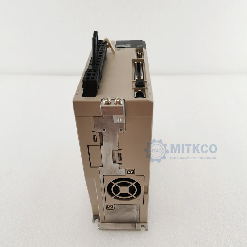 SGD7S-7R6A00A Yaskawa Servo drive
