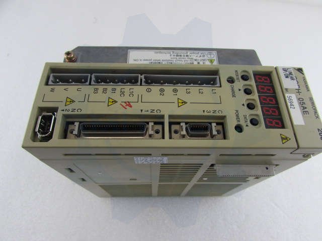 SGDH-05AE Yaskawa servo drive