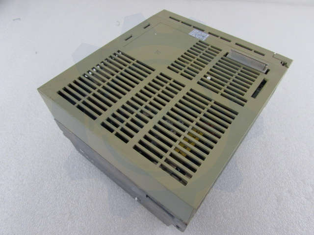 SGDH-05AE Yaskawa servo drive