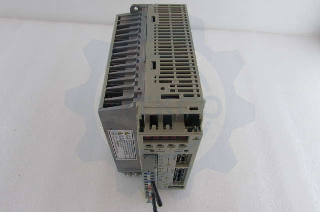 SGDH-05AE Yaskawa servo drive
