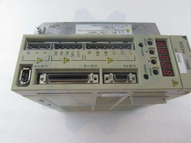 SGDH-10AE Yaskawa servo drive