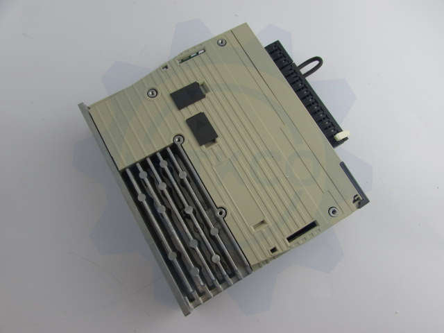 SGDV-1R6A01B002000 Yaskawa Servo drive