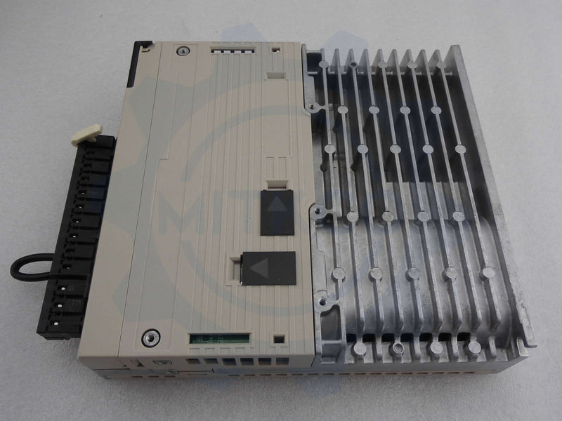 SGDV-2R8A01B002000 Yaskawa Servo drive