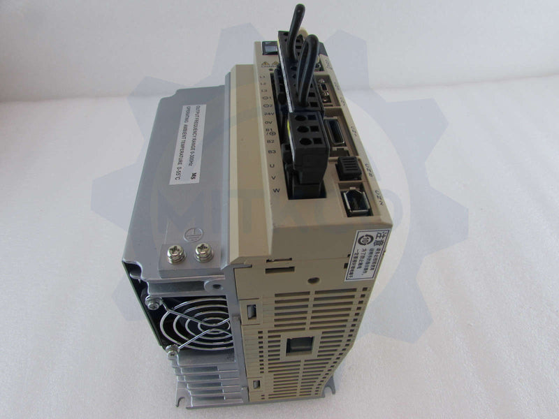 SGDV-3R5D11A Yaskawa Servo drive