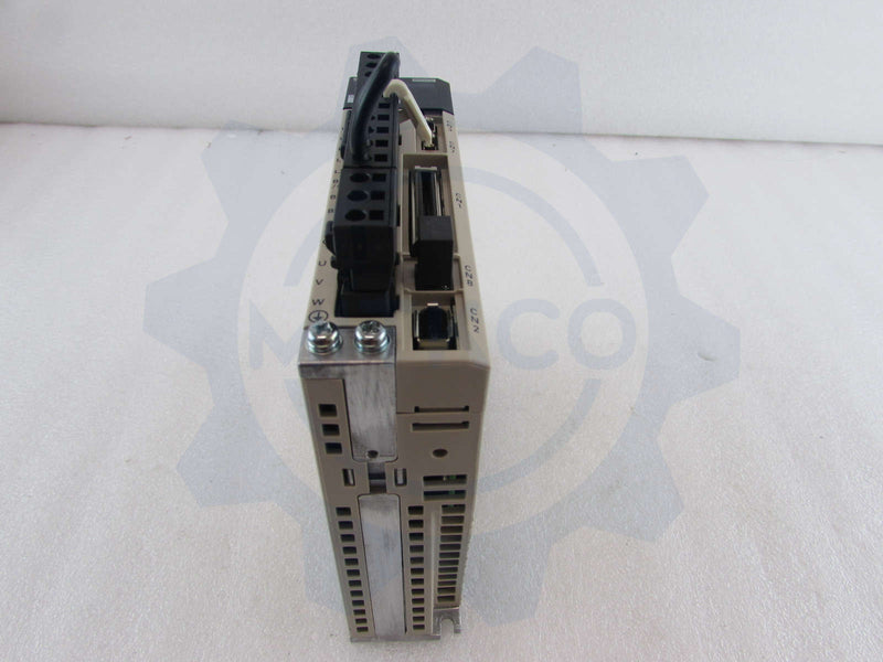 SGDV-R70A01A Yaskawa Servo drive