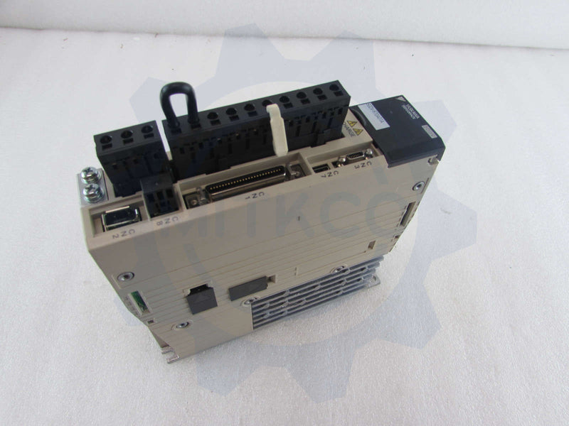 SGDV-R70A01A Yaskawa Servo drive
