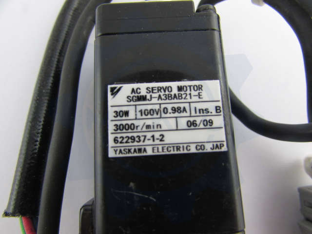 SGMMJ-A3BAB21-E Yaskawa servo drive/motor