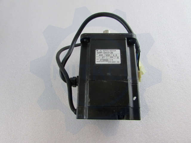 SGMP-04A312B Yaskawa Servo Motor