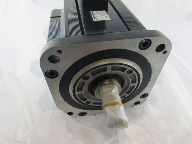 SGMRS-37A2A-YR12 Yaskawa Servo Motor