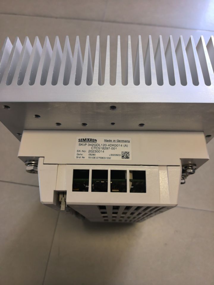 SKIIP342GDL120-4DK0014 Semikron igbt module