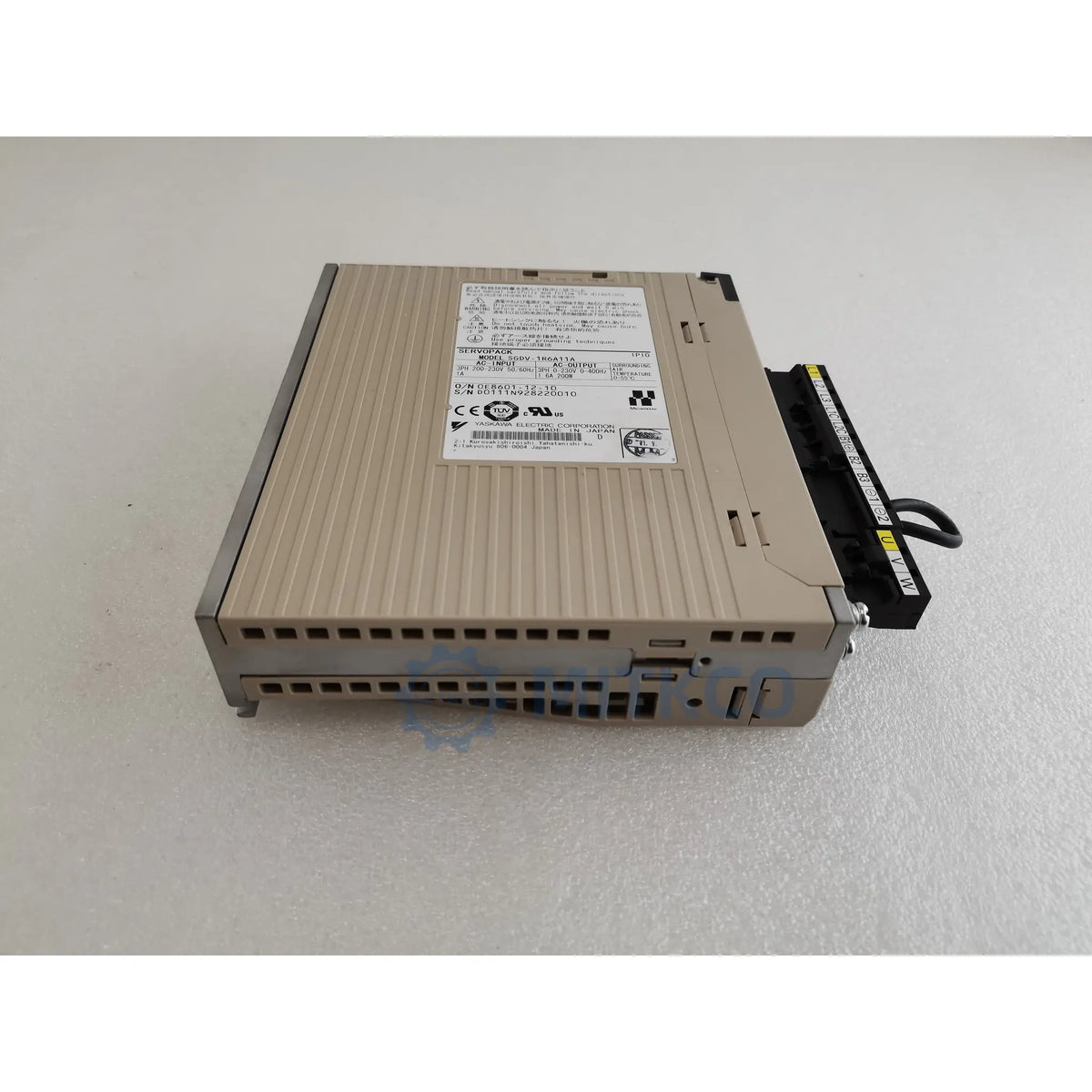 SGDV-1R6A11A Yaskawa Servo Drive 200W 200V Sigma-5