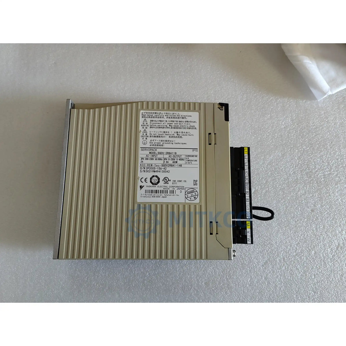 SGDV-2R8A11B Yaskawa Servo Drive 400W MECHATROLINK-II