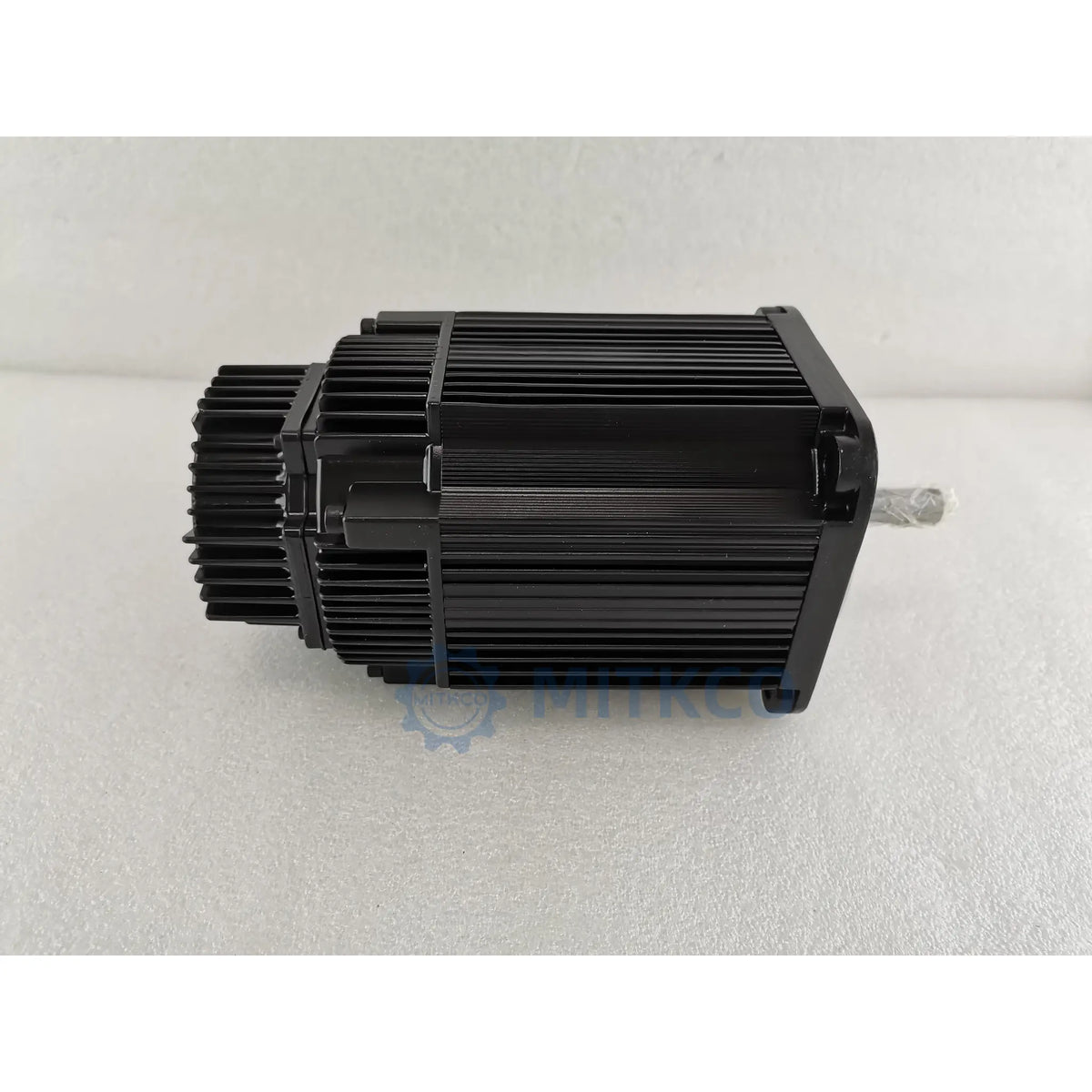 SGMGH-13Q5A-OM11 Yaskawa Servo Motor 1.3kW 400V