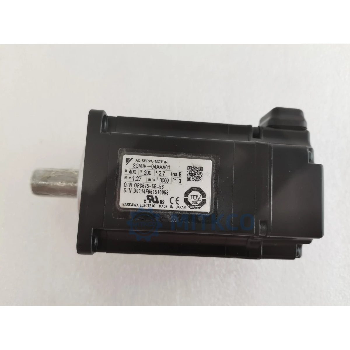 SGMJV-04AAA61 Yaskawa Servo Motor 400W 200V