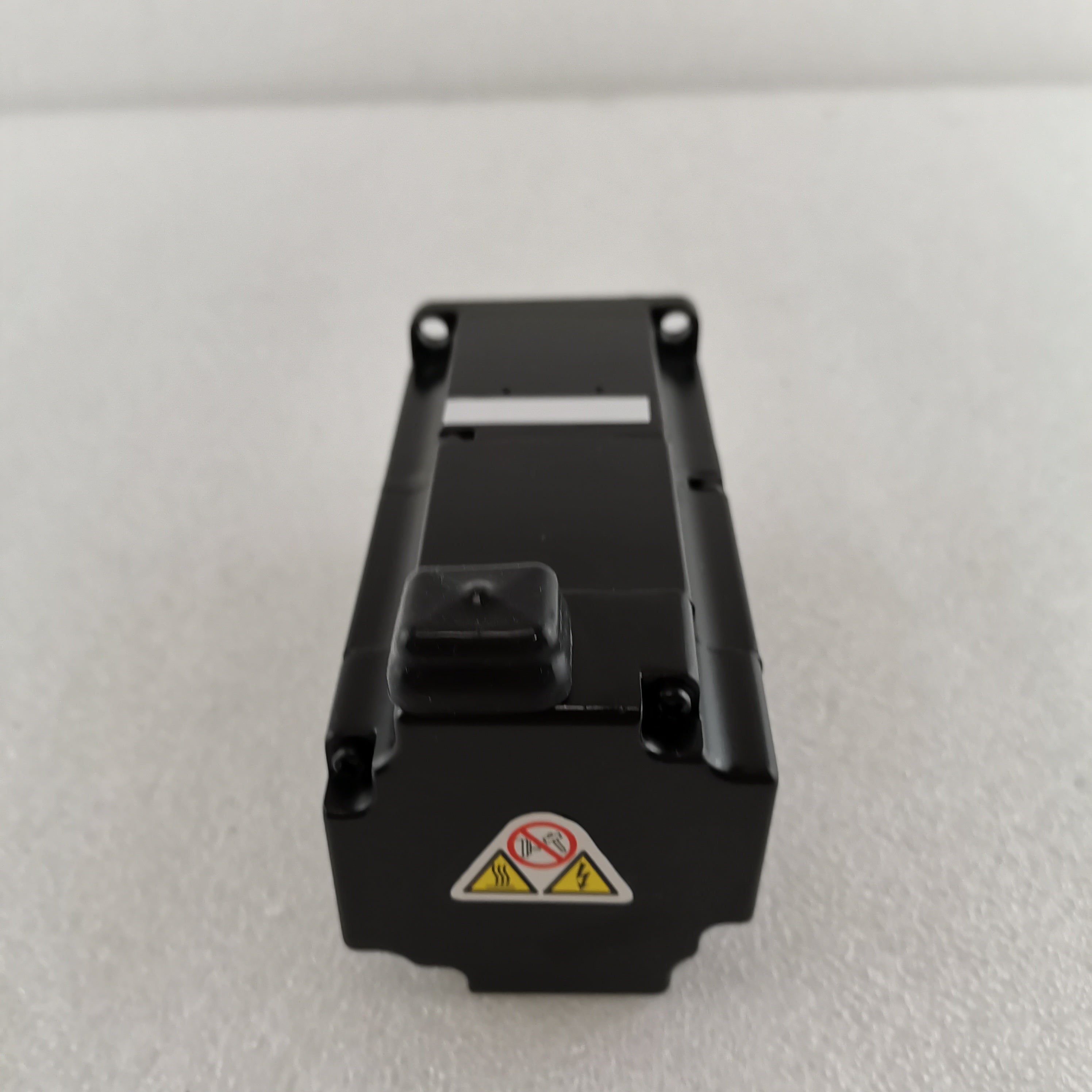 SGMJV-02A3A6C Yaskawa servo drive/motor